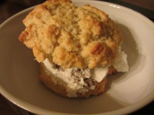 Shortcake with ice cream