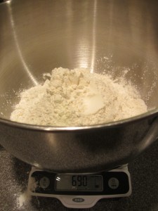 690 g of bread flour.