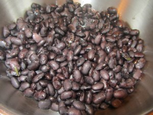 Drained beans in a bowl.